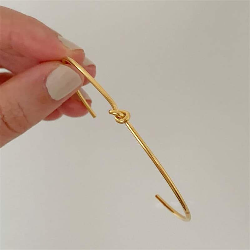 バングル 開口式バングル 上品なゴールド 腕輪 レディース