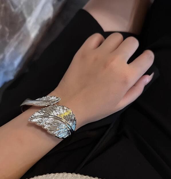 バングル ステンレス製羽根モチーフ女性用バングル