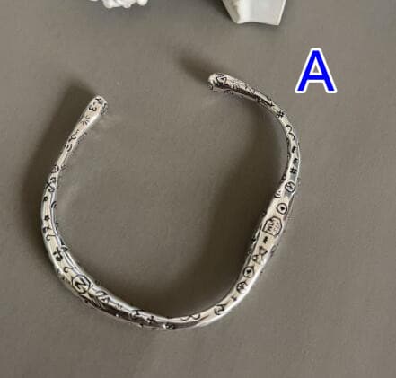 バングル 刻印デザインバングル シルバー調アクセサリー